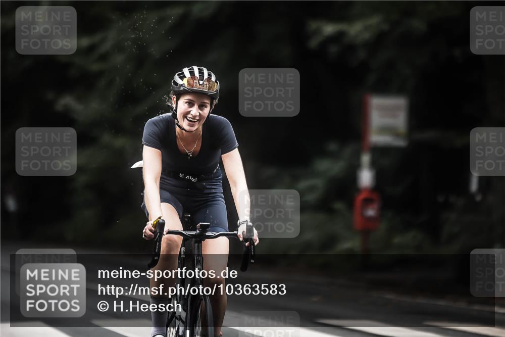13.09.2026 - Stadtparktriathlon H.Heesch http://msf.ph/oto/10363583 13.09.2026 13:11:23 Radfahren 1191, 1200, 1253, 1359, 1465 meine-sportfotos.de