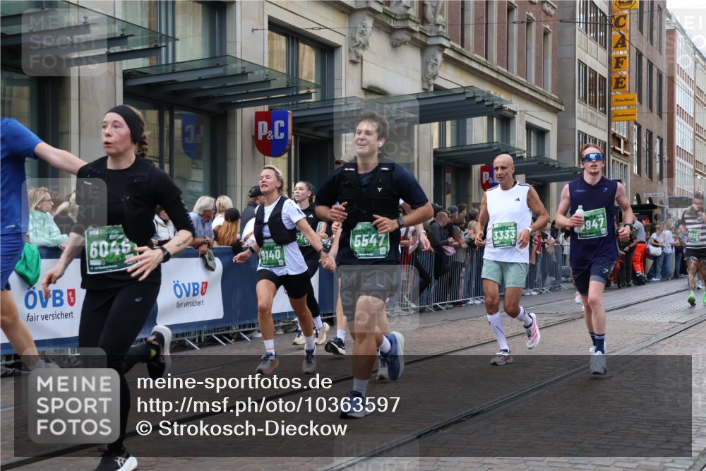 13.09.2026 - 21. swb-Marathon Bremen Strokosch-Dieckow http://msf.ph/oto/10363597 13.09.2026 13:36:55 Ziel 270, 391, 869, 950, 1180, 1285, 1854, 1991, 2241, 2531, 2930, 3333, 3627, 3732, 3823, 3894, 3909, 4410, 4448, 4932, 4947, 5388, 5547, 5577, 5612, 5738, 5791, 6046, 6431, 6629, 6904, 6947, 6961, 7006, 7445, 7571, 7937, 8268, 8443, 8458, 8748, 8753, 9140, 9310, 9317, 9415, 9701, 9840, 13077, 551, 813, 843, 1641, 1849, 1936, 2241, 2275, 2819, 3122, 3541, 3585, 3635, 3787, 3815, 3874, 3998, 4050, 4261, 5236, 5355, 6056, 6269, 6408, 7046 meine-sportfotos.de