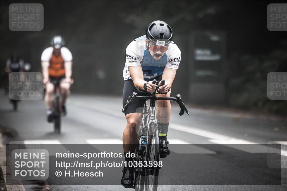 13.09.2026 - Stadtparktriathlon H.Heesch http://msf.ph/oto/10363598 13.09.2026 10:08:53 Radfahren 216, 218, 224, 236, 301, 327, 340 meine-sportfotos.de