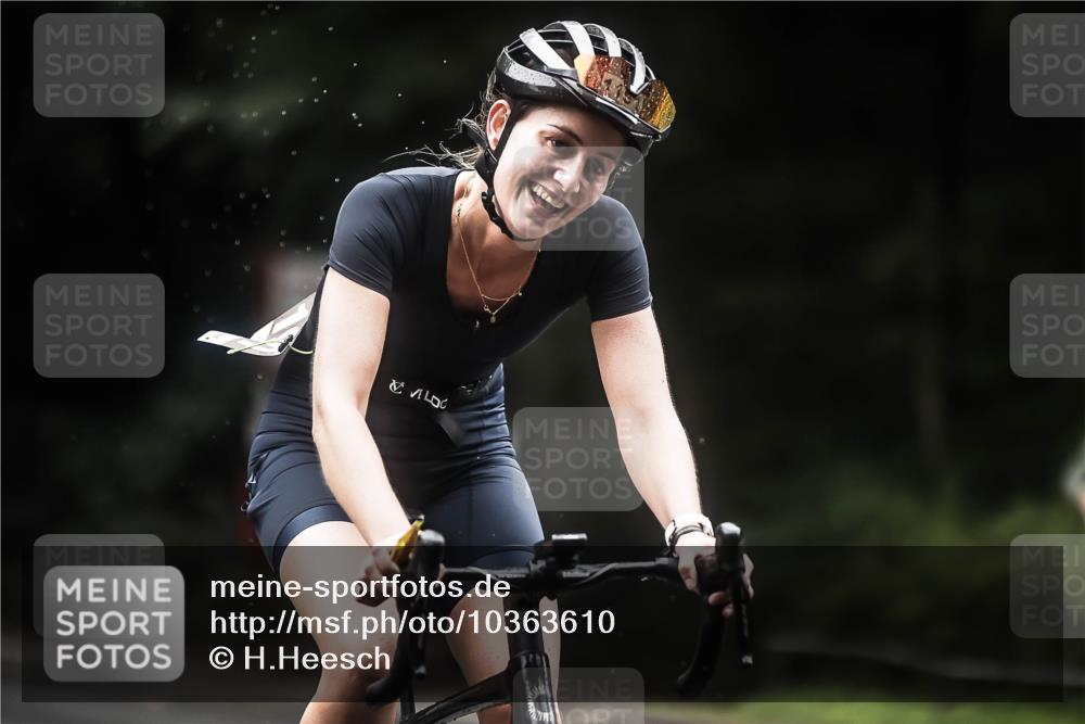 13.09.2026 - Stadtparktriathlon H.Heesch http://msf.ph/oto/10363610 13.09.2026 13:11:24 Radfahren 1191, 1200, 1253, 1359, 1465 meine-sportfotos.de
