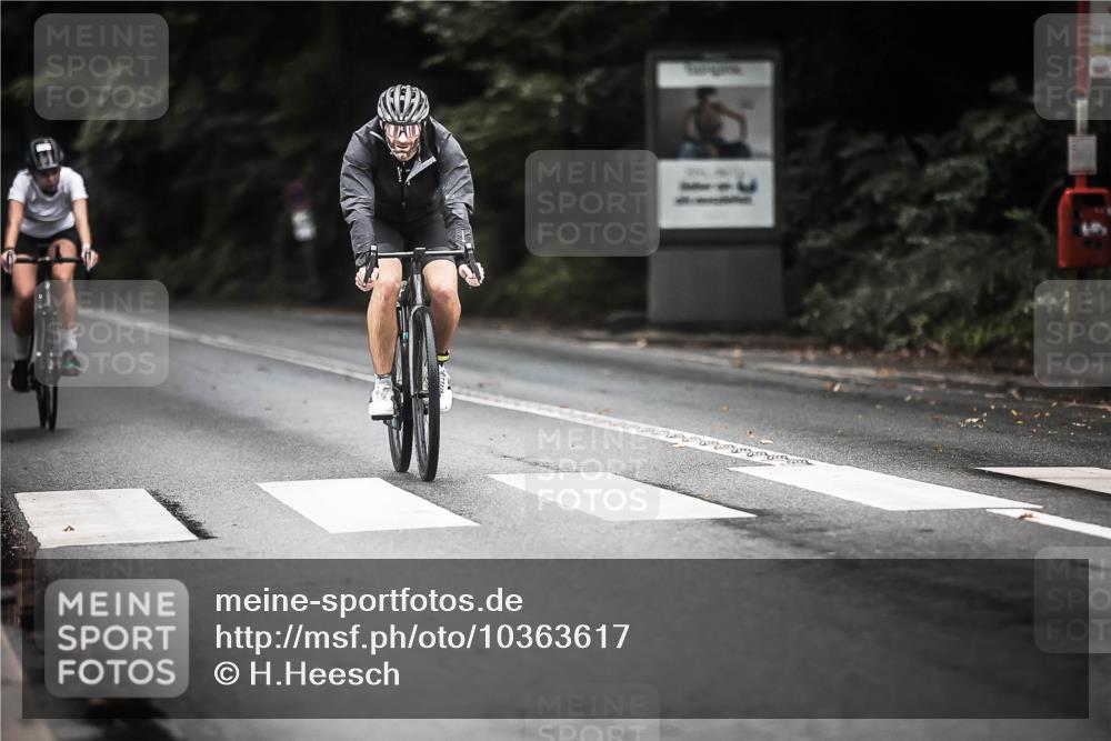 13.09.2026 - Stadtparktriathlon H.Heesch http://msf.ph/oto/10363617 13.09.2026 13:11:32 Radfahren 1200, 1250, 1348, 1359, 1445, 1465 meine-sportfotos.de