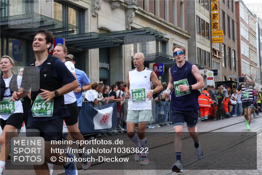 13.09.2026 - 21. swb-Marathon Bremen Strokosch-Dieckow http://msf.ph/oto/10363622 13.09.2026 13:36:56 Ziel 270, 391, 869, 950, 1180, 1285, 1854, 1991, 2531, 2930, 3333, 3627, 3732, 3823, 3894, 3909, 4410, 4448, 4932, 4947, 5388, 5547, 5577, 5612, 5738, 5791, 6046, 6431, 6629, 6904, 6947, 6961, 7006, 7445, 7571, 7937, 8268, 8443, 8458, 8748, 8753, 9140, 9310, 9317, 9415, 9701, 9840, 13077, 551, 813, 843, 1641, 1849, 1936, 2241, 2275, 2819, 2930, 3122, 3541, 3635, 3787, 3815, 3874, 3909, 3998, 4050, 4261, 4410, 5236, 5355, 6056, 6269, 6408, 7046 meine-sportfotos.de