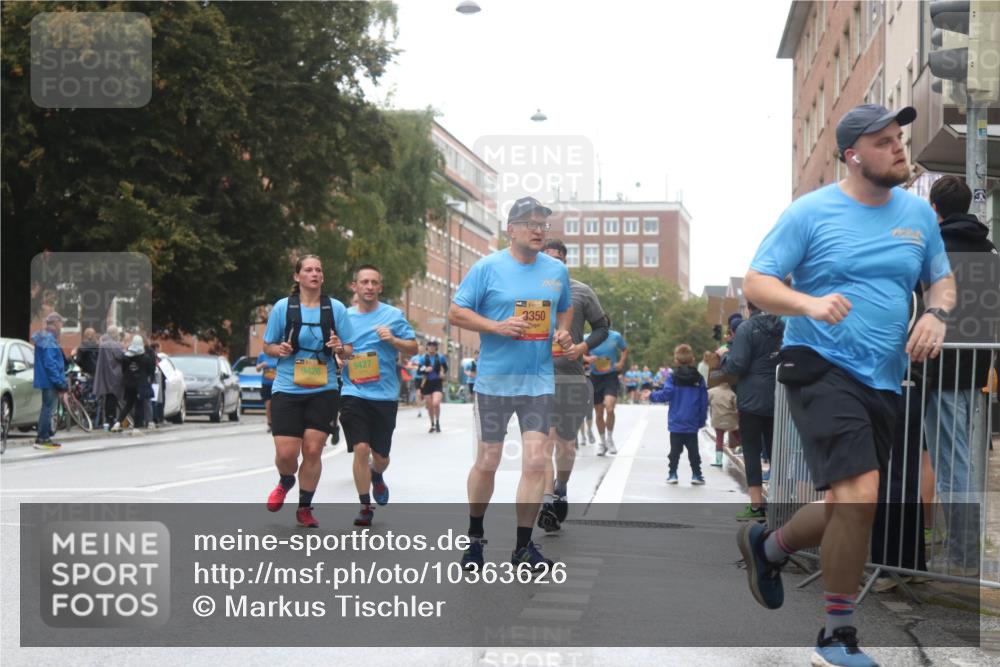 13.09.2026 - Kiel Lauf Markus Tischler http://msf.ph/oto/10363626 13.09.2026 11:55:40 Fleethörn 9426, 9427, 39, 3350 meine-sportfotos.de