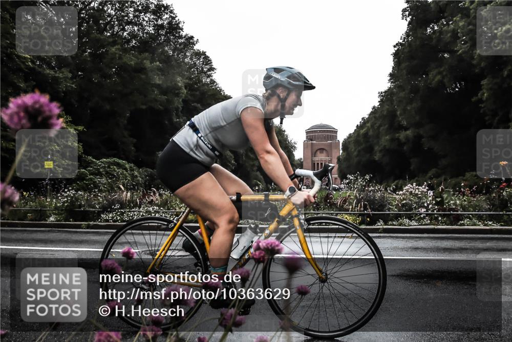 13.09.2026 - Stadtparktriathlon H.Heesch http://msf.ph/oto/10363629 13.09.2026 12:30:03 Radfahren 983, 1109, 1154 meine-sportfotos.de