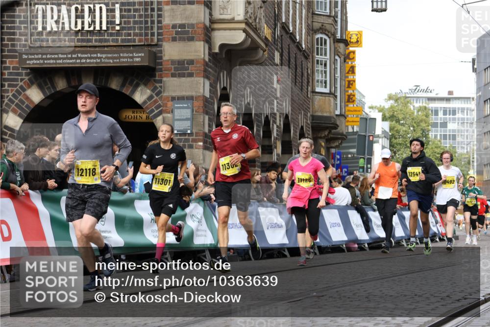 13.09.2026 - 21. swb-Marathon Bremen Strokosch-Dieckow http://msf.ph/oto/10363639 13.09.2026 10:59:22 Ziel 10254, 10383, 10415, 10427, 10477, 10668, 10787, 10794, 10843, 11034, 11267, 11278, 11602, 11913, 12015, 12127, 12130, 12131, 12176, 12200, 12271, 12297, 12414, 10147, 10377, 10745, 10922, 11151, 11207, 11519, 11594, 11873, 12295, 12481, 12527 meine-sportfotos.de