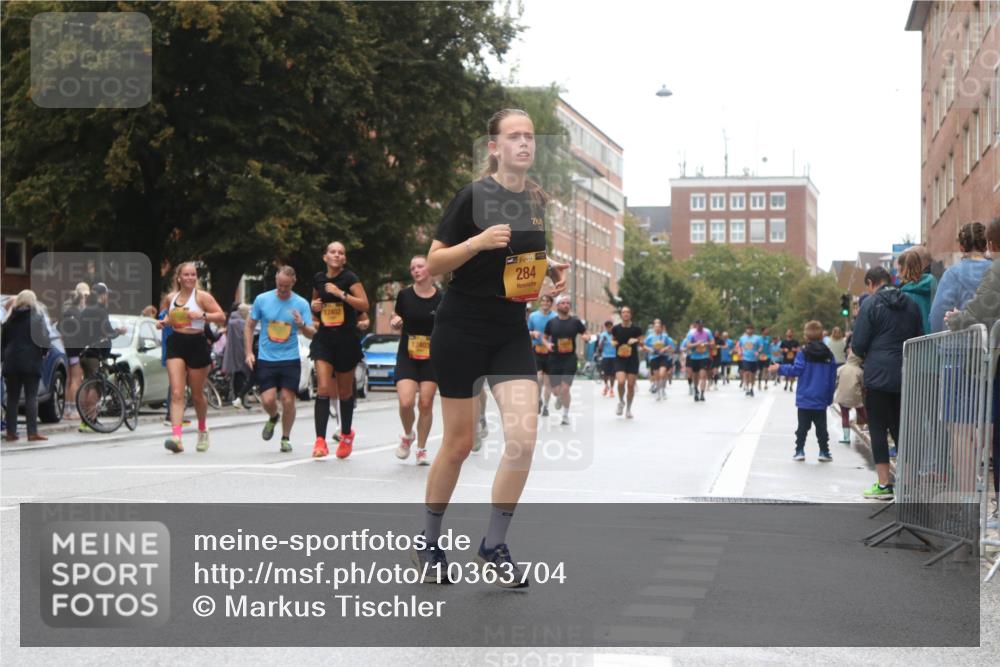13.09.2026 - Kiel Lauf Markus Tischler http://msf.ph/oto/10363704 13.09.2026 11:56:01 Fleethörn 12402, 12403, 38, 284 meine-sportfotos.de