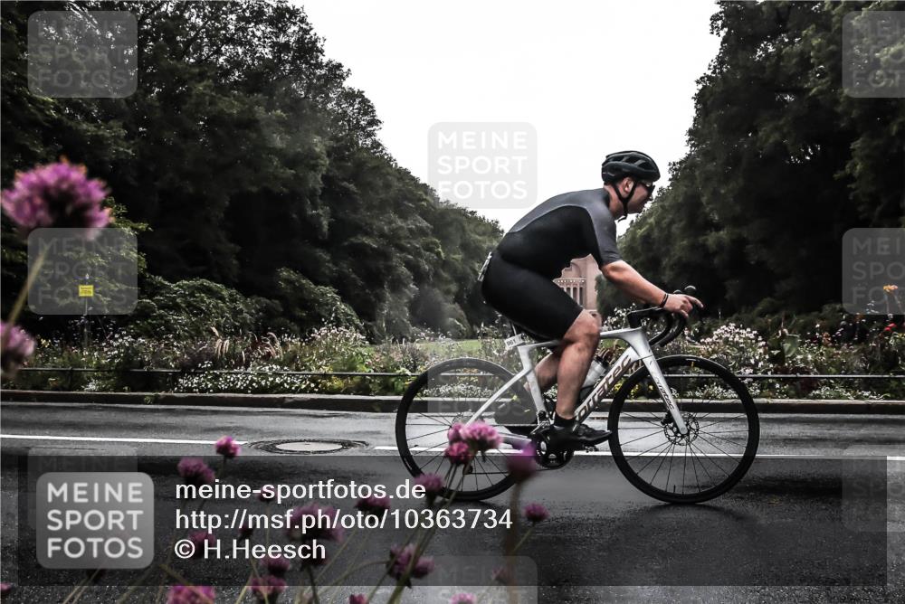 13.09.2026 - Stadtparktriathlon H.Heesch http://msf.ph/oto/10363734 13.09.2026 12:30:51 Radfahren 961, 1127 meine-sportfotos.de