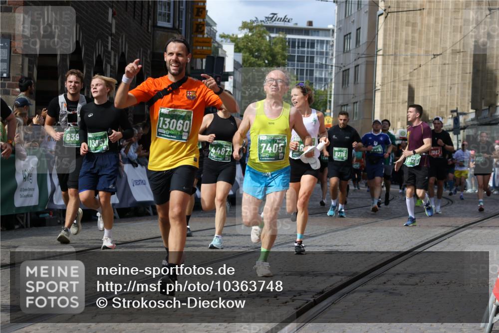 13.09.2026 - 21. swb-Marathon Bremen Strokosch-Dieckow http://msf.ph/oto/10363748 13.09.2026 13:35:01 Ziel 809, 1210, 1395, 1871, 1967, 2525, 2561, 2831, 3052, 3058, 3318, 3353, 3380, 3388, 3409, 3765, 3842, 4537, 5378, 5415, 5488, 5694, 5760, 6128, 6168, 6244, 7168, 7443, 7833, 8182, 8381, 8453, 8493, 8552, 8683, 9038, 9751, 9788, 9820, 13180, 536, 2003, 2366, 2492, 3063, 3311, 3916, 4487, 4635, 4985, 5016, 5125, 5647, 6320, 6391, 6750, 7123, 7657, 7703, 7750, 7998, 8300, 8328, 9017, 9216, 9526, 9527, 13051, 13060 meine-sportfotos.de