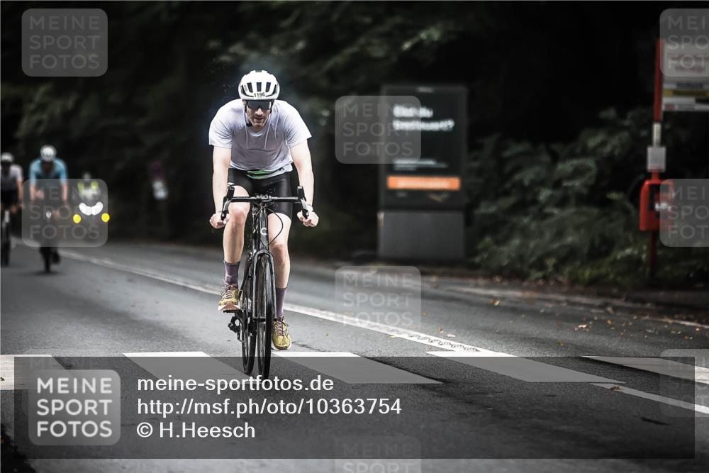 13.09.2026 - Stadtparktriathlon H.Heesch http://msf.ph/oto/10363754 13.09.2026 13:11:47 Radfahren 1196, 1220, 1291, 1336, 1378, 1392, 1443 meine-sportfotos.de