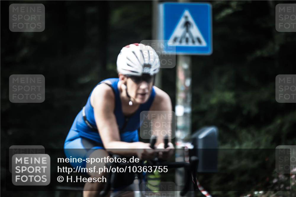 13.09.2026 - Stadtparktriathlon H.Heesch http://msf.ph/oto/10363755 13.09.2026 11:20:36 Radfahren 633, 643, 670, 815, 824 meine-sportfotos.de