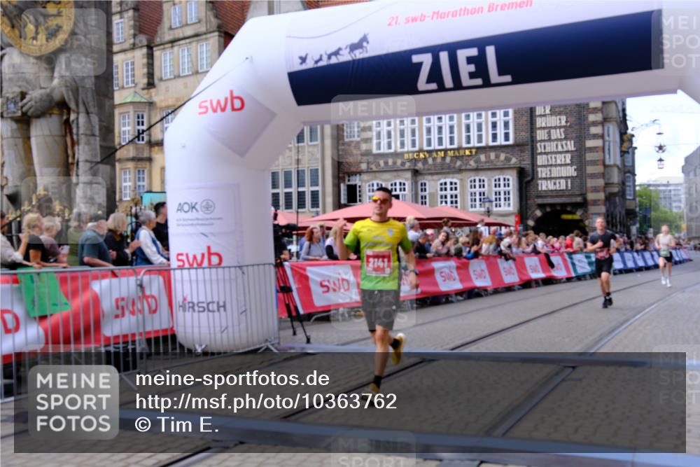 13.09.2026 - 21. swb-Marathon Bremen Tim E. http://msf.ph/oto/10363762 13.09.2026 13:01:25 Ziel 1619, 3019, 5663, 6359 meine-sportfotos.de