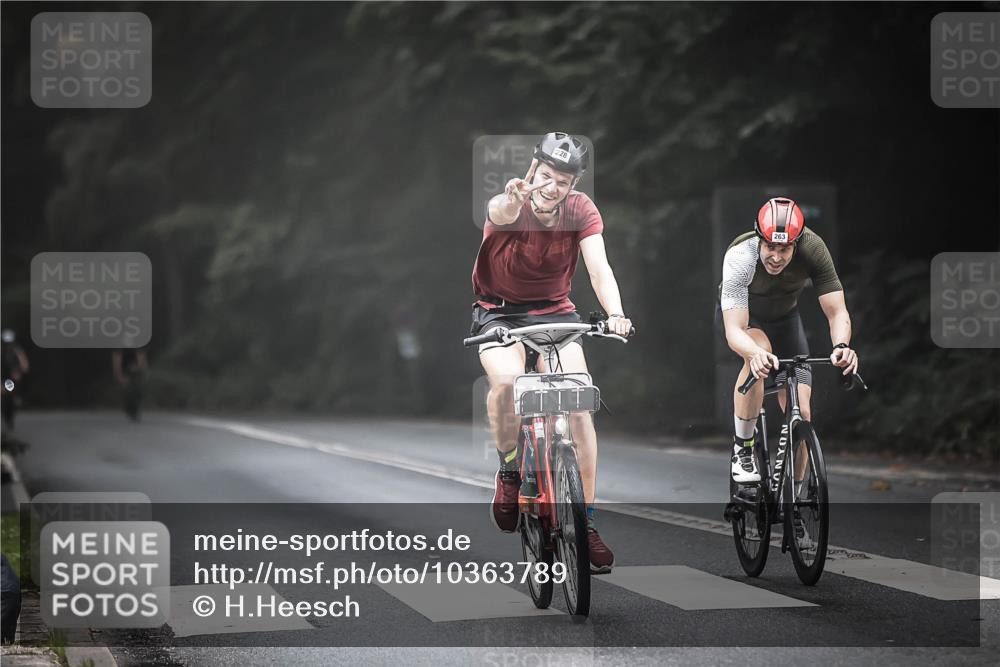 13.09.2026 - Stadtparktriathlon H.Heesch http://msf.ph/oto/10363789 13.09.2026 10:09:11 Radfahren 228, 241, 263 meine-sportfotos.de