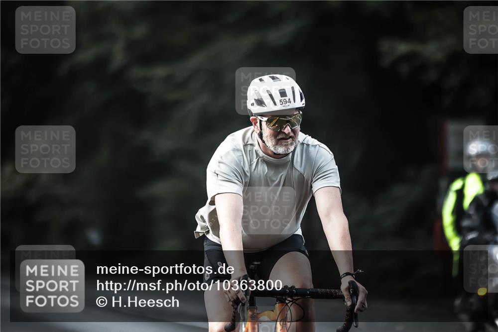 13.09.2026 - Stadtparktriathlon H.Heesch http://msf.ph/oto/10363800 13.09.2026 11:20:43 Radfahren 594, 602, 641, 824 meine-sportfotos.de