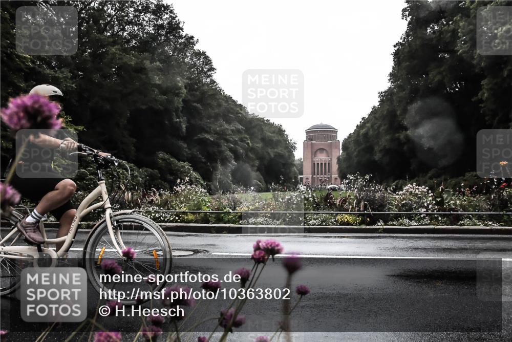 13.09.2026 - Stadtparktriathlon H.Heesch http://msf.ph/oto/10363802 13.09.2026 12:31:24 Radfahren 1082 meine-sportfotos.de