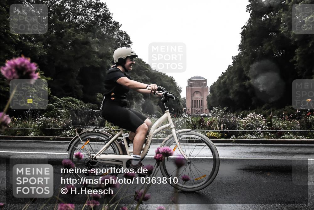13.09.2026 - Stadtparktriathlon H.Heesch http://msf.ph/oto/10363810 13.09.2026 12:31:24 Radfahren 1082 meine-sportfotos.de