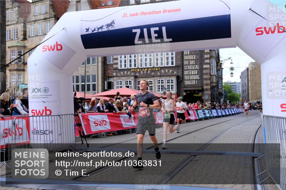 13.09.2026 - 21. swb-Marathon Bremen Tim E. http://msf.ph/oto/10363831 13.09.2026 13:01:28 Ziel 1411, 1619, 3019, 4328, 5663 meine-sportfotos.de