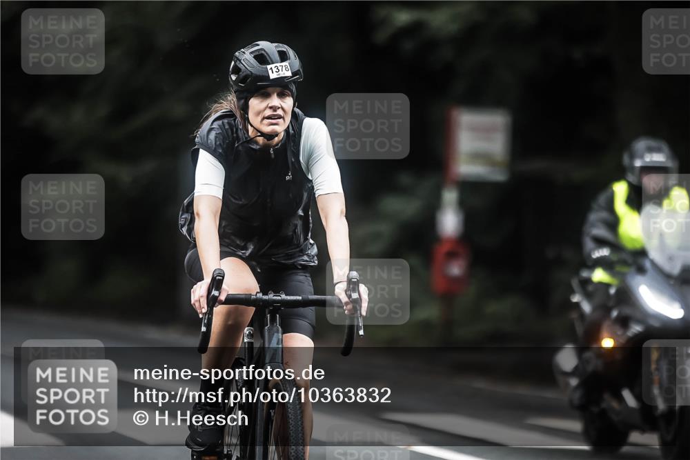 13.09.2026 - Stadtparktriathlon H.Heesch http://msf.ph/oto/10363832 13.09.2026 13:11:53 Radfahren 1196, 1287, 1336, 1338, 1378, 1392 meine-sportfotos.de