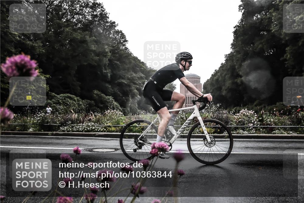 13.09.2026 - Stadtparktriathlon H.Heesch http://msf.ph/oto/10363844 13.09.2026 12:31:41 Radfahren 969, 1044, 1084, 1135, 1160 meine-sportfotos.de