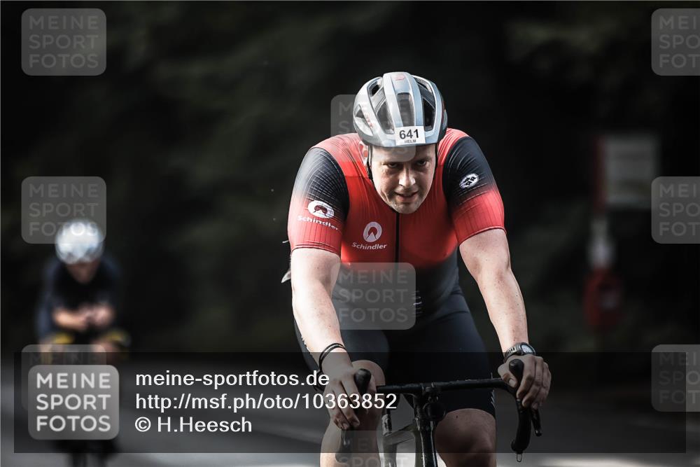 13.09.2026 - Stadtparktriathlon H.Heesch http://msf.ph/oto/10363852 13.09.2026 11:20:46 Radfahren 594, 602, 630, 641, 668, 824 meine-sportfotos.de