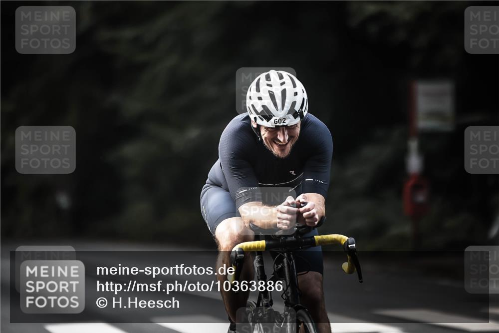 13.09.2026 - Stadtparktriathlon H.Heesch http://msf.ph/oto/10363886 13.09.2026 11:20:47 Radfahren 594, 602, 630, 641, 668, 824 meine-sportfotos.de