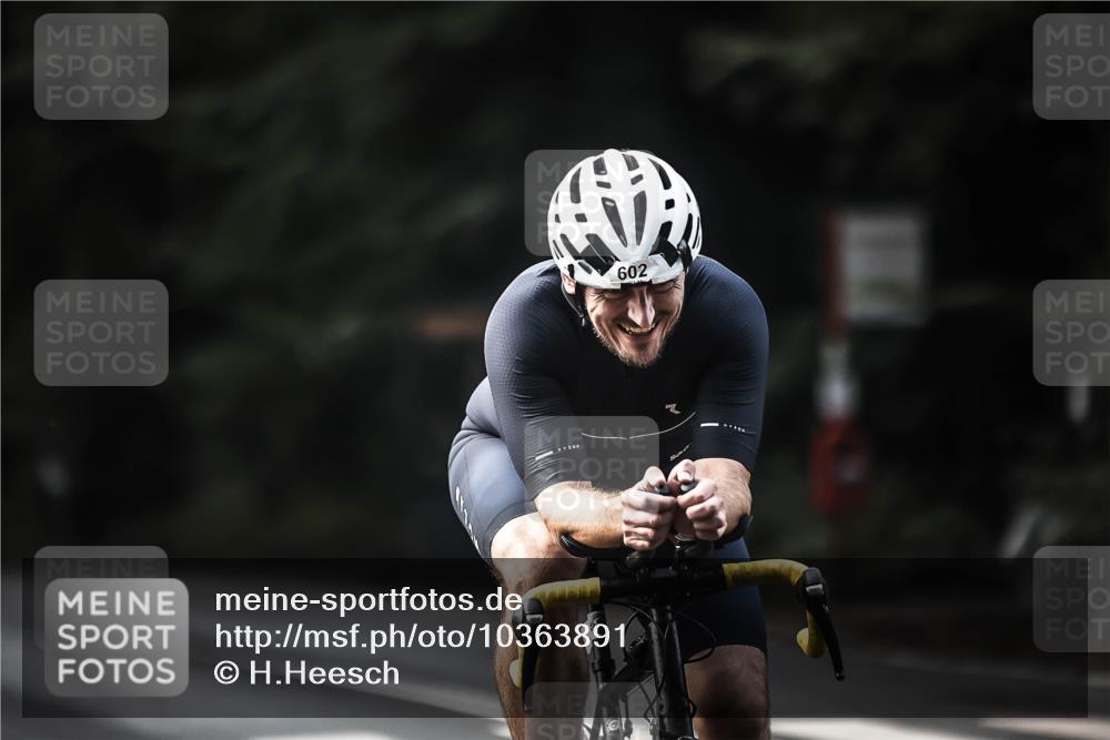 13.09.2026 - Stadtparktriathlon H.Heesch http://msf.ph/oto/10363891 13.09.2026 11:20:48 Radfahren 594, 602, 630, 635, 641, 668, 824 meine-sportfotos.de