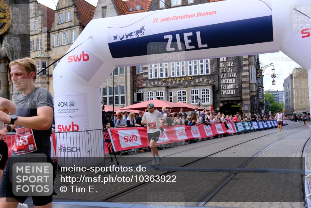 13.09.2026 - 21. swb-Marathon Bremen Tim E. http://msf.ph/oto/10363922 13.09.2026 13:01:30 Ziel 1411, 1619, 3019, 4328, 5663 meine-sportfotos.de