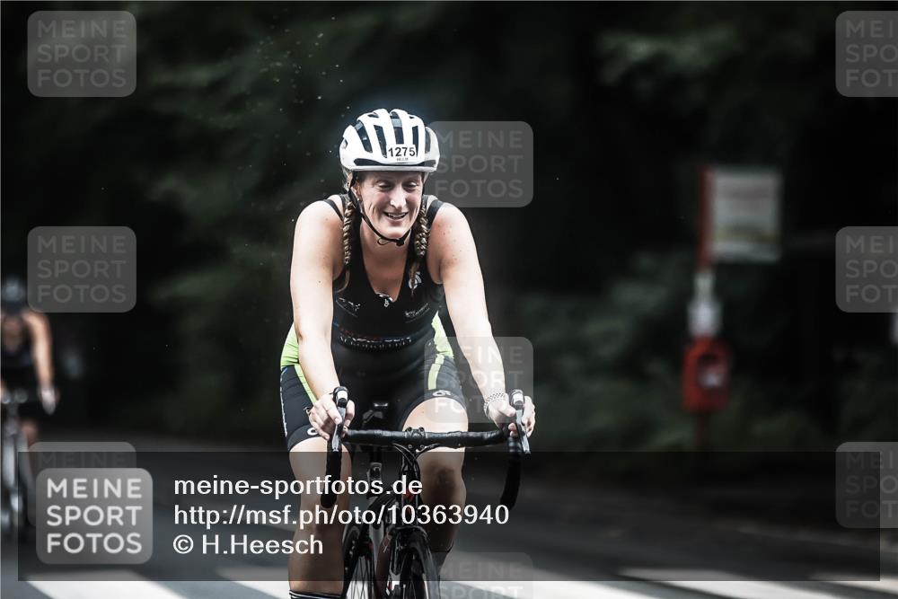 13.09.2026 - Stadtparktriathlon H.Heesch http://msf.ph/oto/10363940 13.09.2026 13:12:03 Radfahren 1260, 1275, 1287, 1408 meine-sportfotos.de