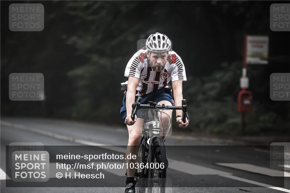 13.09.2026 - Stadtparktriathlon H.Heesch http://msf.ph/oto/10364006 13.09.2026 10:09:42 Radfahren 245, 249, 257, 317 meine-sportfotos.de