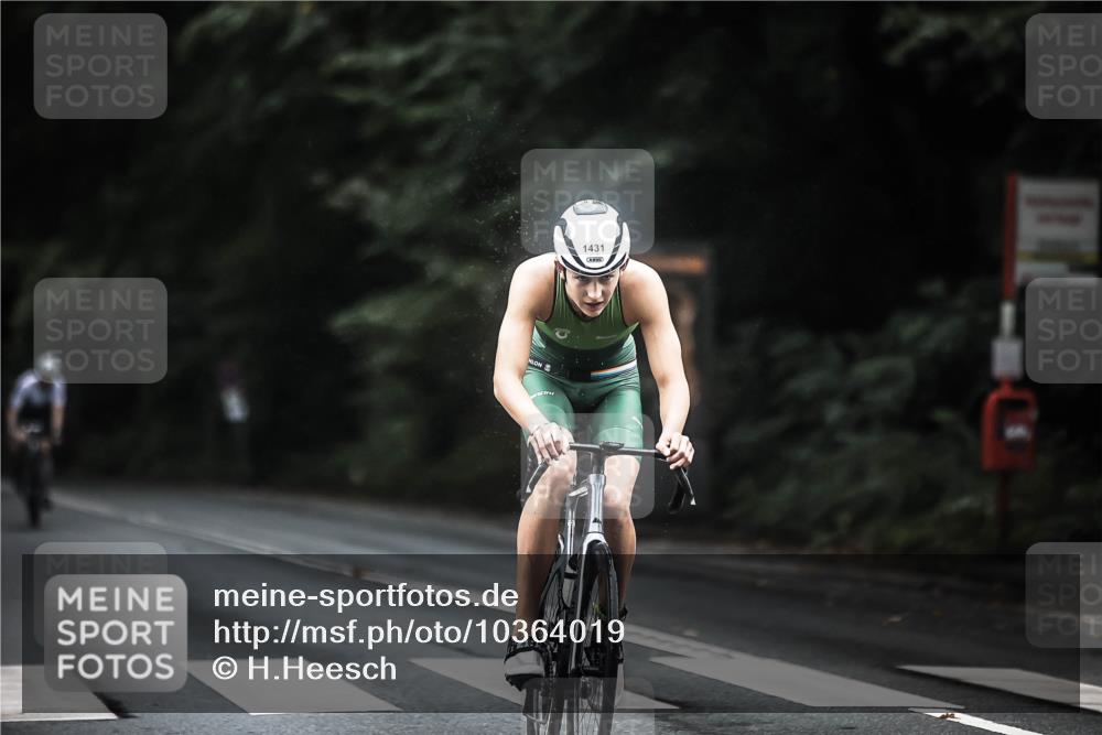13.09.2026 - Stadtparktriathlon H.Heesch http://msf.ph/oto/10364019 13.09.2026 13:12:12 Radfahren 1374, 1409, 1431 meine-sportfotos.de