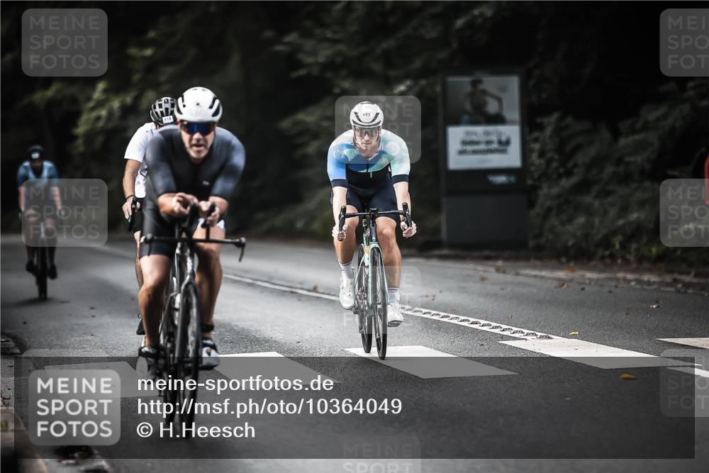13.09.2026 - Stadtparktriathlon H.Heesch http://msf.ph/oto/10364049 13.09.2026 11:20:56 Radfahren 618, 621, 630, 635, 665, 668, 686, 745, 806 meine-sportfotos.de