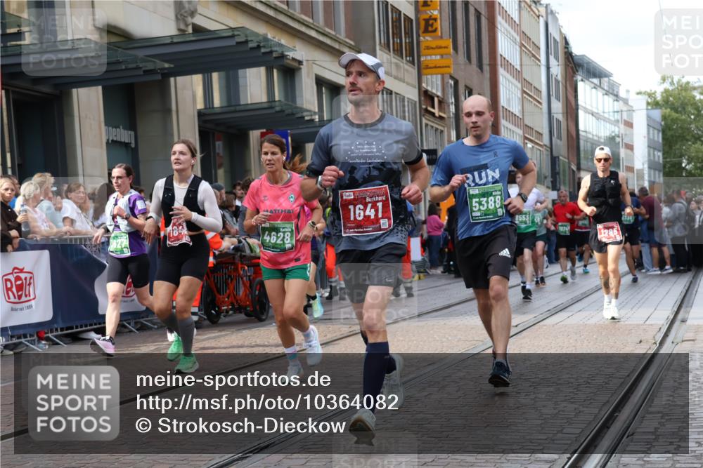 13.09.2026 - 21. swb-Marathon Bremen Strokosch-Dieckow http://msf.ph/oto/10364082 13.09.2026 13:37:05 Ziel 270, 391, 448, 869, 1180, 3323, 3333, 3627, 3804, 3823, 4300, 4433, 4628, 4947, 5388, 5547, 5577, 5612, 5738, 5791, 6046, 6804, 6904, 6911, 6947, 7074, 7571, 8268, 8380, 8439, 8443, 8458, 8553, 8674, 8748, 8753, 9140, 9441, 9701, 10062, 10106, 13077, 551, 813, 843, 950, 1285, 1641, 1849, 1854, 1936, 1991, 2241, 2275, 2531, 2930, 3122, 3541, 3635, 3732, 3787, 3874, 3894, 3909, 3998, 4261, 4410, 4448, 4932, 4947, 5236, 5355, 6046, 6056, 6269, 6408, 6431, 6629, 6961, 7006, 7046 meine-sportfotos.de