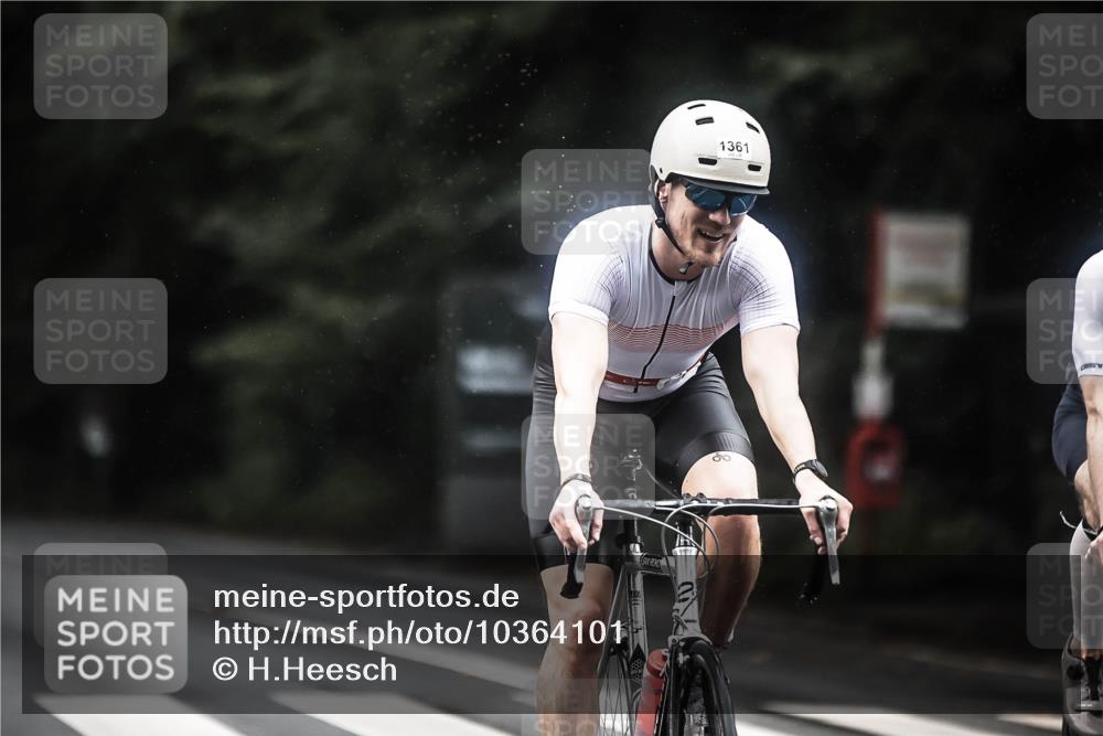 13.09.2026 - Stadtparktriathlon H.Heesch http://msf.ph/oto/10364101 13.09.2026 13:12:17 Radfahren 1195, 1409, 1431 meine-sportfotos.de
