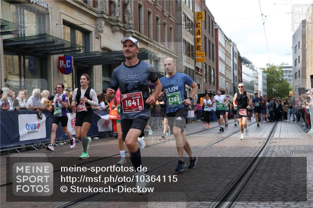 13.09.2026 - 21. swb-Marathon Bremen Strokosch-Dieckow http://msf.ph/oto/10364115 13.09.2026 13:37:06 Ziel 270, 391, 448, 869, 1180, 3323, 3333, 3627, 3804, 3823, 4155, 4300, 4433, 4628, 5388, 5547, 5577, 5612, 5738, 5791, 6804, 6904, 6911, 6947, 7074, 7571, 8268, 8380, 8439, 8443, 8553, 8674, 8748, 8753, 9441, 9701, 10062, 10106, 13077, 551, 813, 843, 950, 1285, 1641, 1849, 1854, 1991, 2241, 2275, 2531, 2930, 3122, 3541, 3635, 3732, 3787, 3874, 3894, 3909, 3998, 4261, 4410, 4448, 4932, 4947, 5236, 5355, 5547, 5577, 6046, 6056, 6269, 6408, 6431, 6629, 6961, 7006, 7046, 8443 meine-sportfotos.de