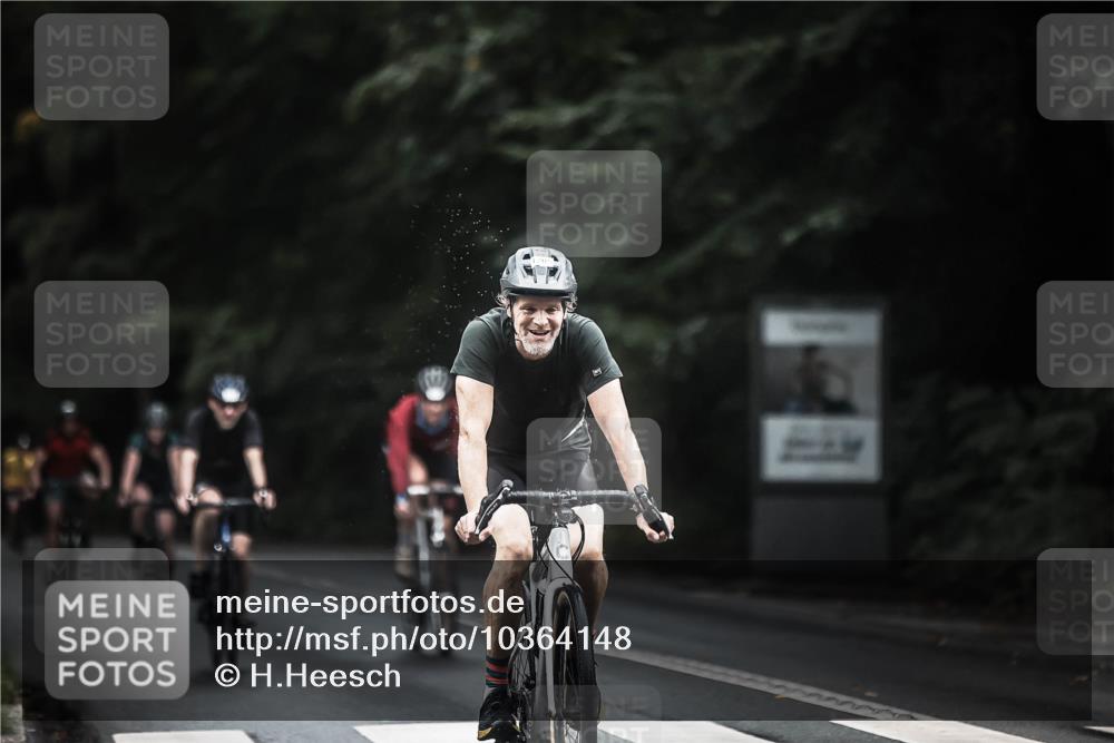 13.09.2026 - Stadtparktriathlon H.Heesch http://msf.ph/oto/10364148 13.09.2026 13:12:27 Radfahren 1205, 1241, 1257, 1271, 1413 meine-sportfotos.de