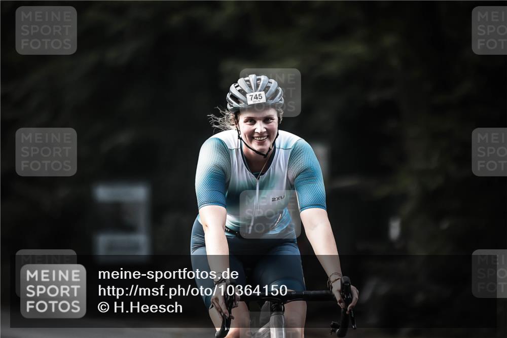 13.09.2026 - Stadtparktriathlon H.Heesch http://msf.ph/oto/10364150 13.09.2026 11:21:00 Radfahren 618, 621, 635, 665, 686, 741, 745, 806 meine-sportfotos.de