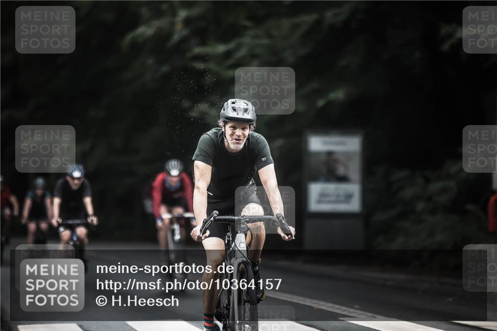 13.09.2026 - Stadtparktriathlon H.Heesch http://msf.ph/oto/10364157 13.09.2026 13:12:27 Radfahren 1205, 1241, 1257, 1271, 1413 meine-sportfotos.de
