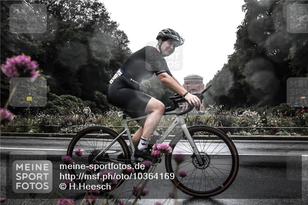 13.09.2026 - Stadtparktriathlon H.Heesch http://msf.ph/oto/10364169 13.09.2026 12:34:09 Radfahren 987, 1031, 1089, 1150, 1184, 1308 meine-sportfotos.de