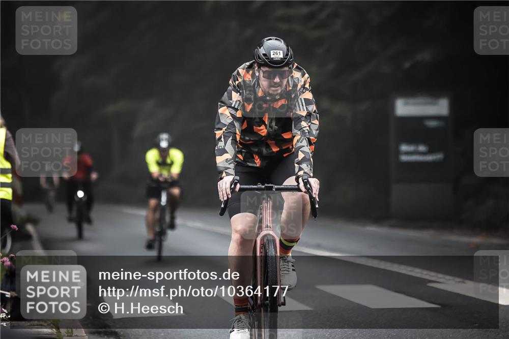 13.09.2026 - Stadtparktriathlon H.Heesch http://msf.ph/oto/10364177 13.09.2026 10:10:07 Radfahren 233, 261, 277, 316 meine-sportfotos.de