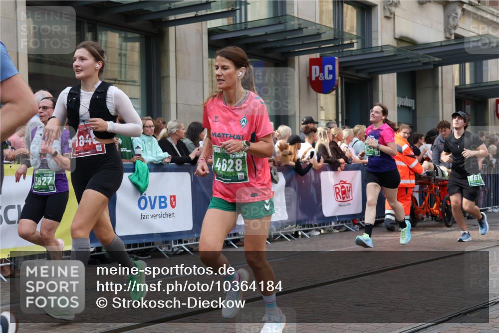 13.09.2026 - 21. swb-Marathon Bremen Strokosch-Dieckow http://msf.ph/oto/10364184 13.09.2026 13:37:07 Ziel 270, 391, 448, 869, 1180, 3323, 3333, 3627, 3804, 3823, 4155, 4300, 4433, 4628, 5388, 5612, 5738, 5791, 6804, 6904, 6911, 6947, 7074, 7571, 8268, 8380, 8439, 8553, 8674, 8748, 8753, 9441, 9701, 10062, 10106, 551, 813, 843, 950, 1285, 1641, 1849, 1854, 1991, 2241, 2275, 2531, 2930, 3122, 3541, 3635, 3732, 3787, 3874, 3894, 3909, 3998, 4261, 4410, 4448, 4932, 4947, 5236, 5355, 5547, 5577, 6046, 6056, 6269, 6408, 6431, 6629, 6961, 7006, 7046, 8268, 8443 meine-sportfotos.de