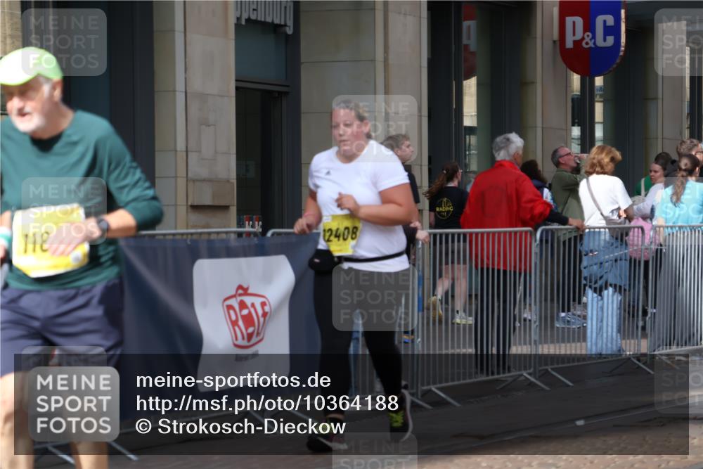 13.09.2026 - 21. swb-Marathon Bremen Strokosch-Dieckow http://msf.ph/oto/10364188 13.09.2026 11:26:39 Ziel 10573, 11254, 11851, 12377, 12408, 10667, 11538 meine-sportfotos.de