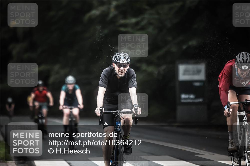 13.09.2026 - Stadtparktriathlon H.Heesch http://msf.ph/oto/10364212 13.09.2026 13:12:29 Radfahren 1205, 1241, 1257, 1271, 1413 meine-sportfotos.de