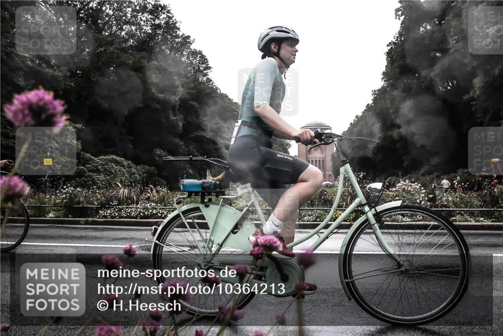 13.09.2026 - Stadtparktriathlon H.Heesch http://msf.ph/oto/10364213 13.09.2026 12:34:20 Radfahren 1029, 1043, 1104, 1141, 1145, 1170, 1187 meine-sportfotos.de