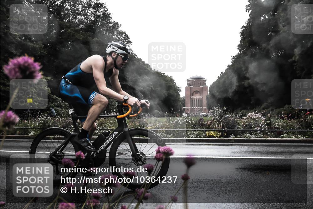 13.09.2026 - Stadtparktriathlon H.Heesch http://msf.ph/oto/10364237 13.09.2026 12:34:26 Radfahren 1235 meine-sportfotos.de