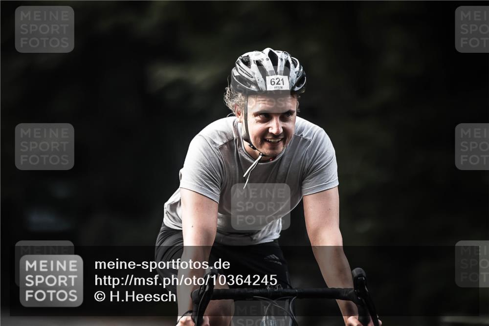 13.09.2026 - Stadtparktriathlon H.Heesch http://msf.ph/oto/10364245 13.09.2026 11:21:03 Radfahren 618, 621, 665, 741, 745, 781, 806 meine-sportfotos.de