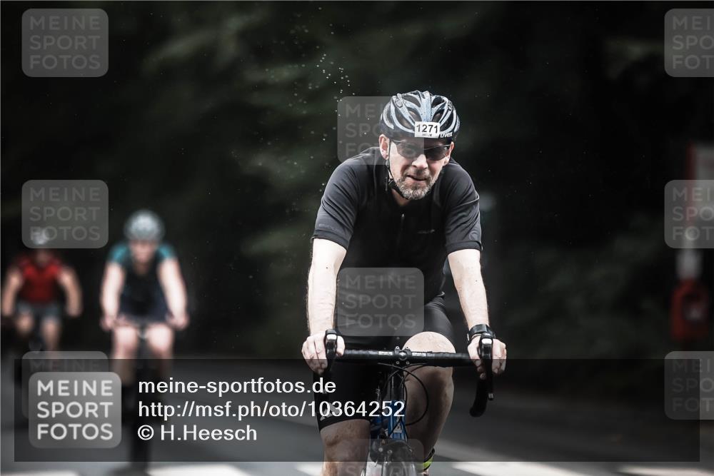 13.09.2026 - Stadtparktriathlon H.Heesch http://msf.ph/oto/10364252 13.09.2026 13:12:29 Radfahren 1205, 1241, 1257, 1271, 1413 meine-sportfotos.de