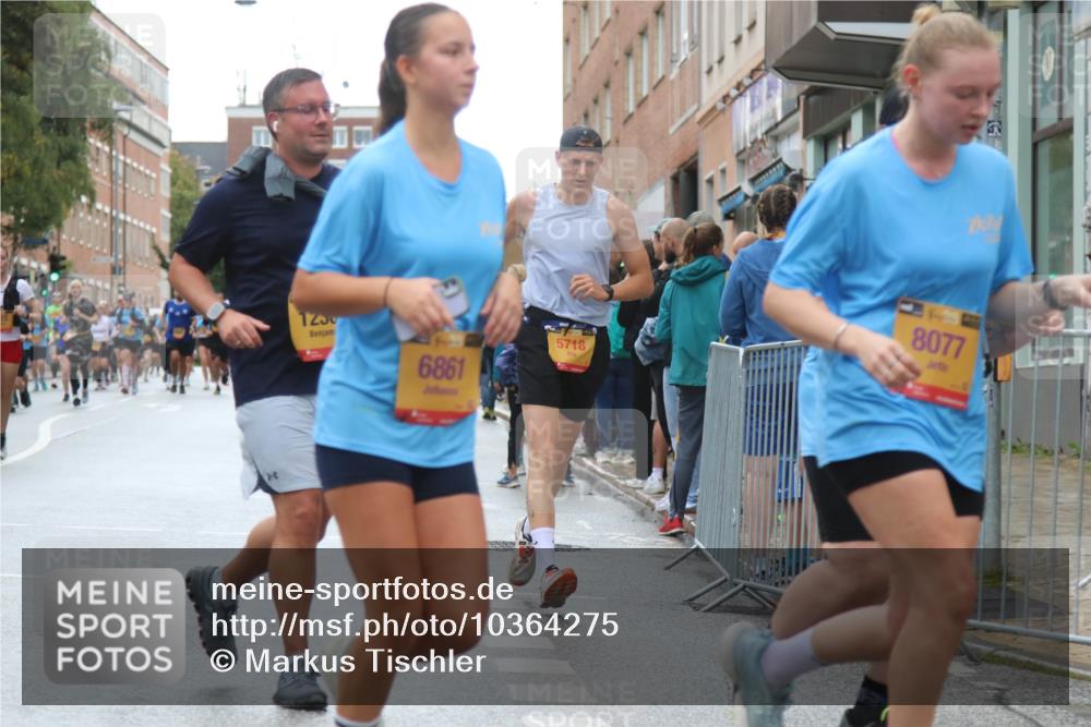 13.09.2026 - Kiel Lauf Markus Tischler http://msf.ph/oto/10364275 13.09.2026 11:59:10 Fleethörn 1250, 6861, 5718, 8077 meine-sportfotos.de