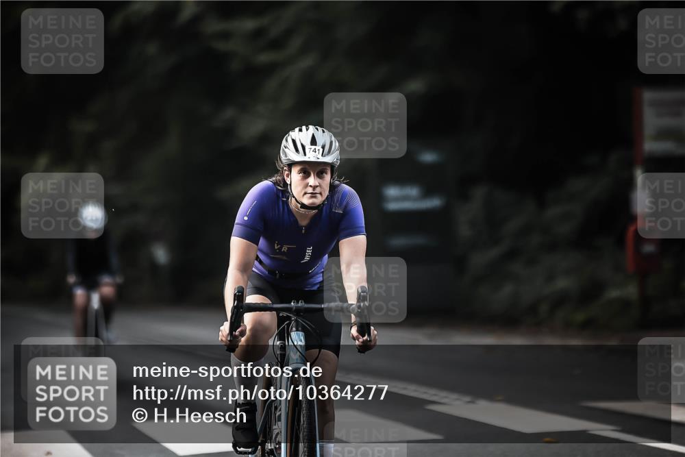 13.09.2026 - Stadtparktriathlon H.Heesch http://msf.ph/oto/10364277 13.09.2026 11:21:06 Radfahren 621, 696, 741, 745, 776, 781 meine-sportfotos.de