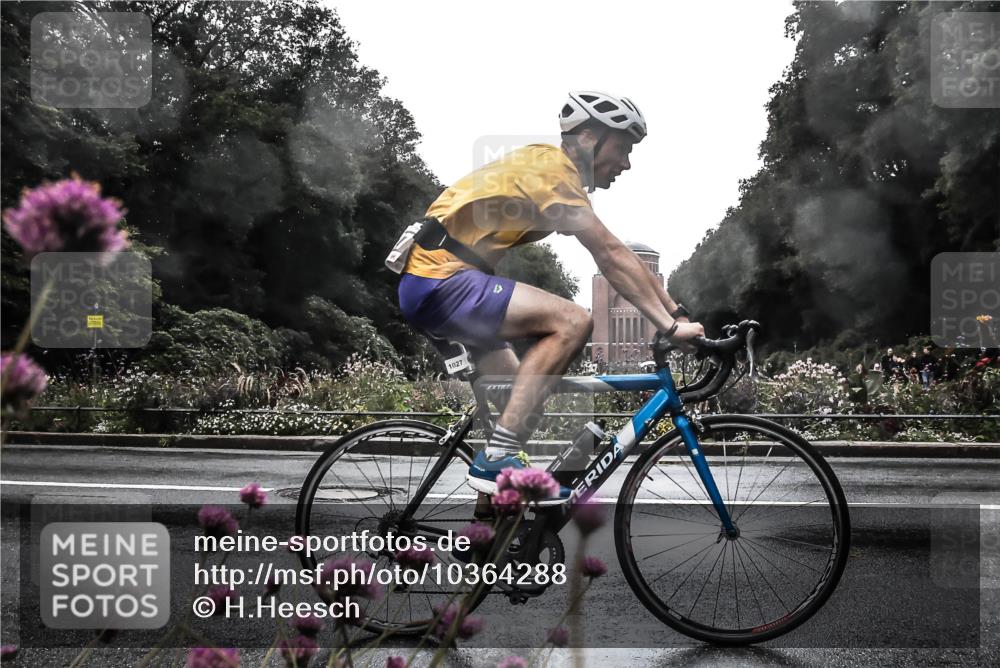 13.09.2026 - Stadtparktriathlon H.Heesch http://msf.ph/oto/10364288 13.09.2026 12:34:39 Radfahren 1027, 1106, 1167, 1224 meine-sportfotos.de