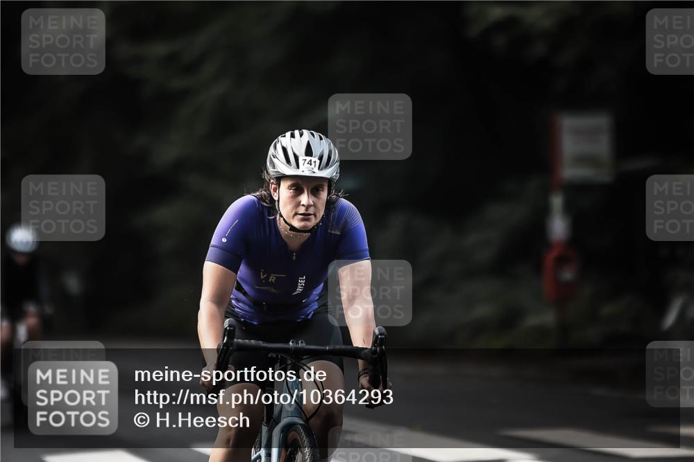 13.09.2026 - Stadtparktriathlon H.Heesch http://msf.ph/oto/10364293 13.09.2026 11:21:06 Radfahren 621, 696, 741, 745, 776, 781 meine-sportfotos.de