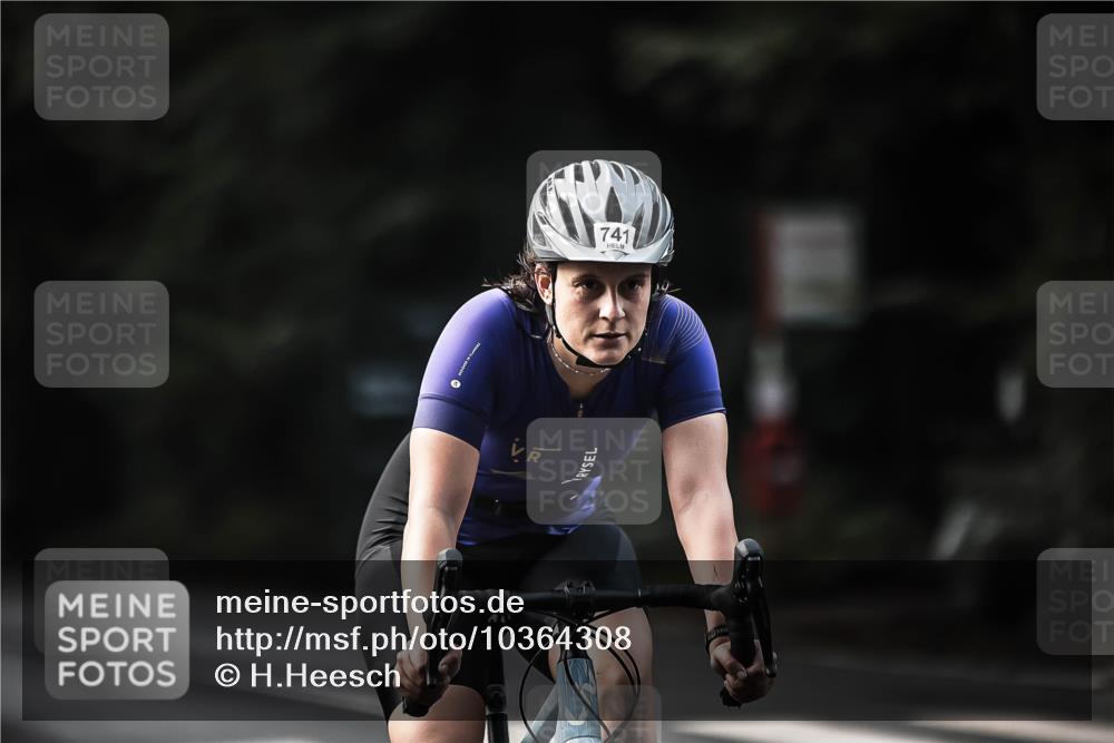 13.09.2026 - Stadtparktriathlon H.Heesch http://msf.ph/oto/10364308 13.09.2026 11:21:07 Radfahren 621, 696, 741, 776, 781 meine-sportfotos.de